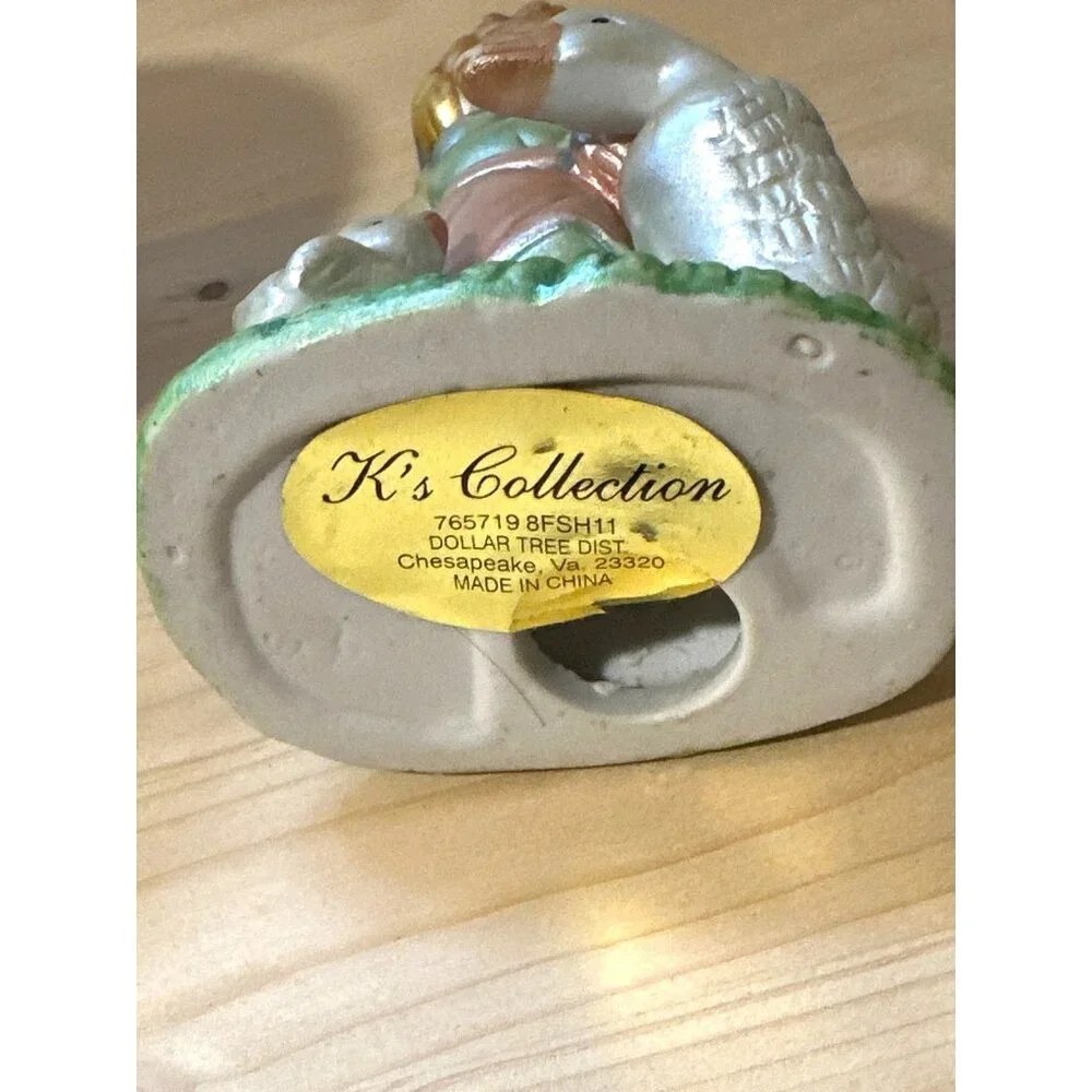 Vtg Kitsch Country Girl Porcelain Figurine Goose Baby Chick Cottagecore Folksy - Picture 5 of 7